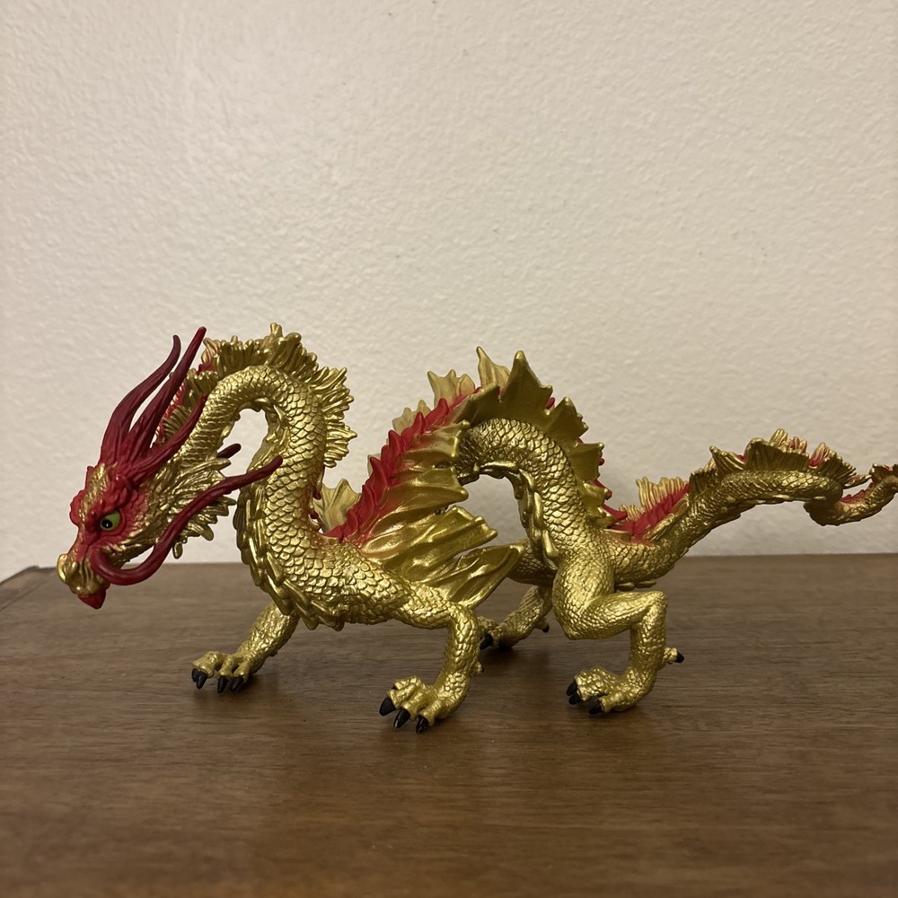 Schleich New Year Gold  Red Dragon Collectible Dragon Limited Efitiom