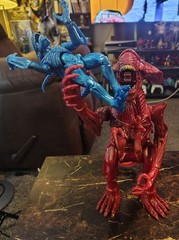 Giant Alien Queen 13″ & Blue Lanard Alien 7″ XENOMORPHs Action Figure Lot