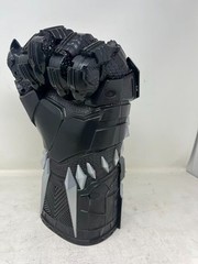 Marvel Infinity Gauntlet Light-Up Sound FX Articulated Cosplay Glove Black AS-IS