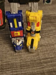 Voltron 6″ Figure 1998 WEP Trendmasters Vintage Lion Force w/Wings – W/Gun Vtg