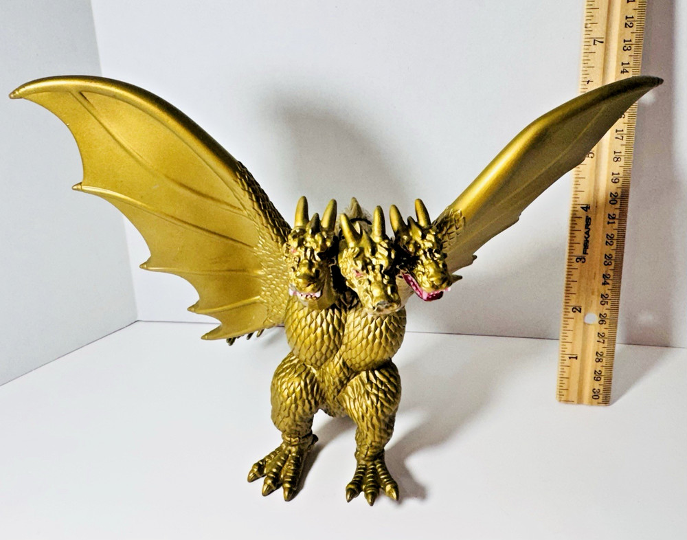Bandai 2014 King Ghidorah Figure Toho Godzilla 3 Headed Golden Dragon Kaiju