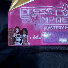 Dress to Impress Mystery Model Lovely Valentine Doll Figure Toy & DLC CODE