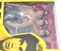S.H.Figuarts Bruce Lee Legacy 50th Anniversary 13 cm Action Figure from Japan