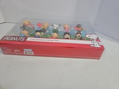 Peanuts Friends Collection 10 Pack Just Play Figure Set 2016 Snoopy Movie Toys