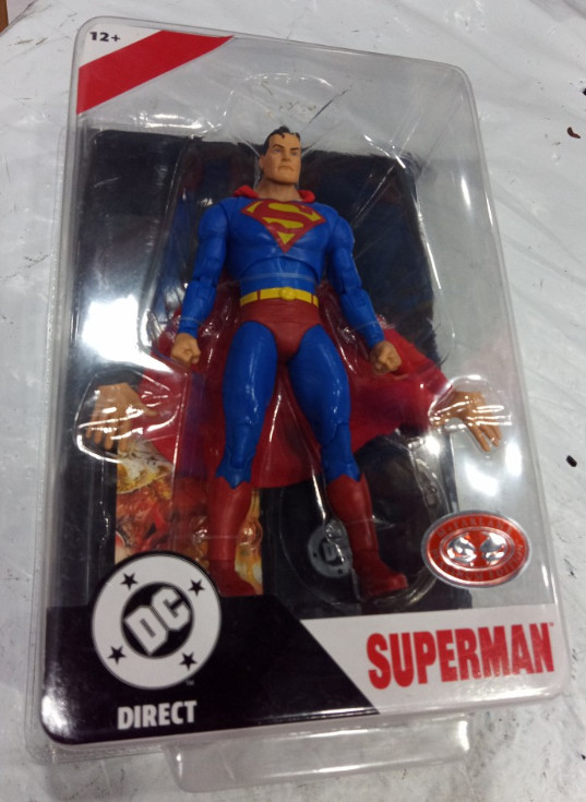 McFarlane DC Direct Superman 7″ Action Figure With Extra Hands New Sealed