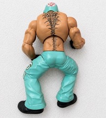 2005 JAKKS WWE WORLD WRESTLING RING GIANTS REY MYSTERIO 14″