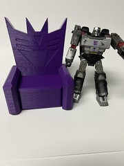 Transformers War for cybertron Earthrise Siege Throne Megatron Fig not Incl