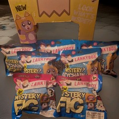 LANKYBOX Mystery Keychain Plushie/Mystery Fig NEW Sealed 7pc LOT w/Display 🔥🔥