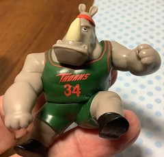 GOAT THE MOVIE 2″ Mystery Roarball Capsule Archie Everhardt Mini Figure Jada