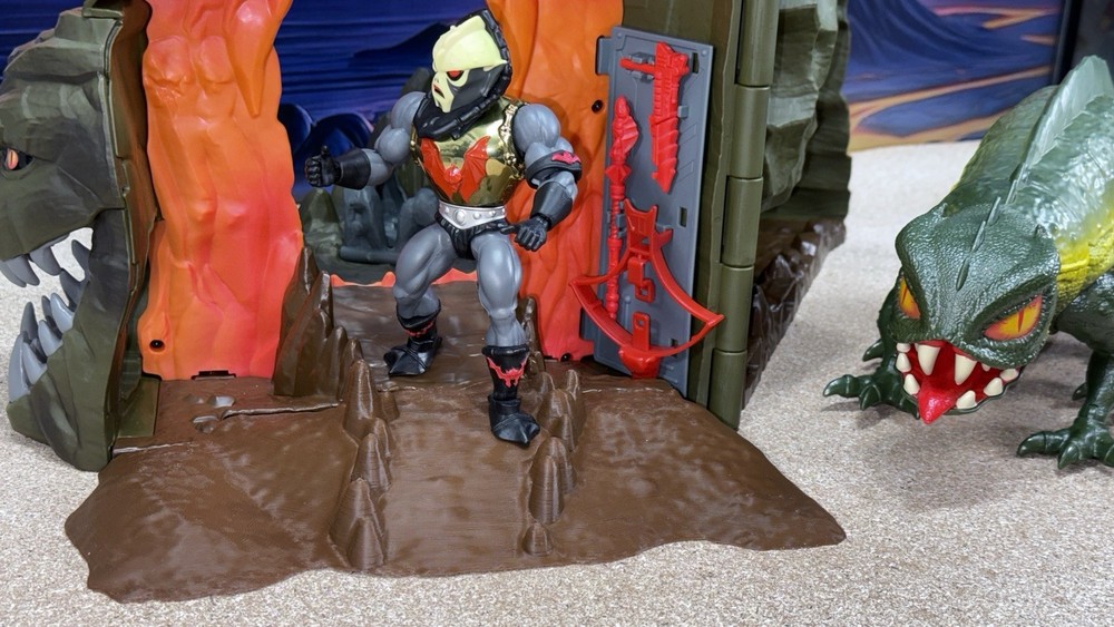 Small inside floor for Fright Zone made for Origins by He-Bro – Brown