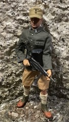 1/6 BBi/Dragon 1st Waffen SS Tropical Trooper w/MP40 SMG Italy 1943-44