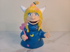 Vintage Eureka’s Castle Rubber Hand Puppet Pizza Hut 90s 80s Cartoon Figure