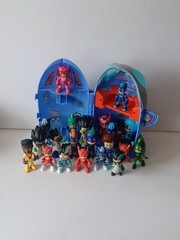 PJ Mask 21 Action Figure Lot & 2 in 1 Headquarters and rocket Ship