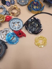 TAKARA TOMY Beyblade Lot Plastic And Metal Parts And Complete Mix Match