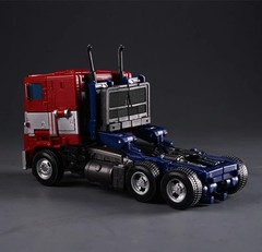 Transformation Robot Car Toy Alloy Plastic Bumblebee Action Figure Kids Birthday