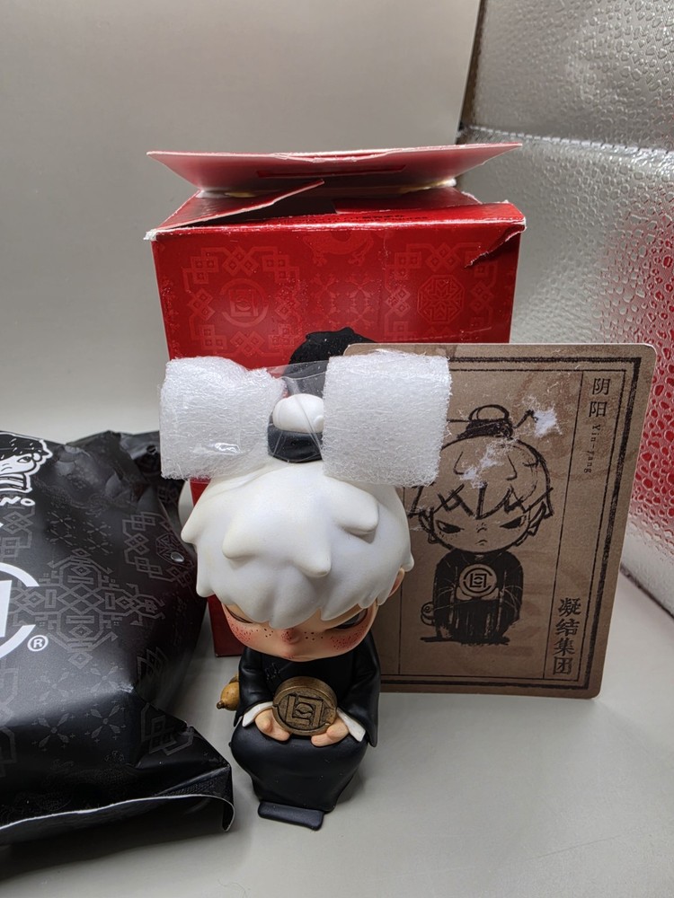 Pop mart hirono x clot series yin-yang