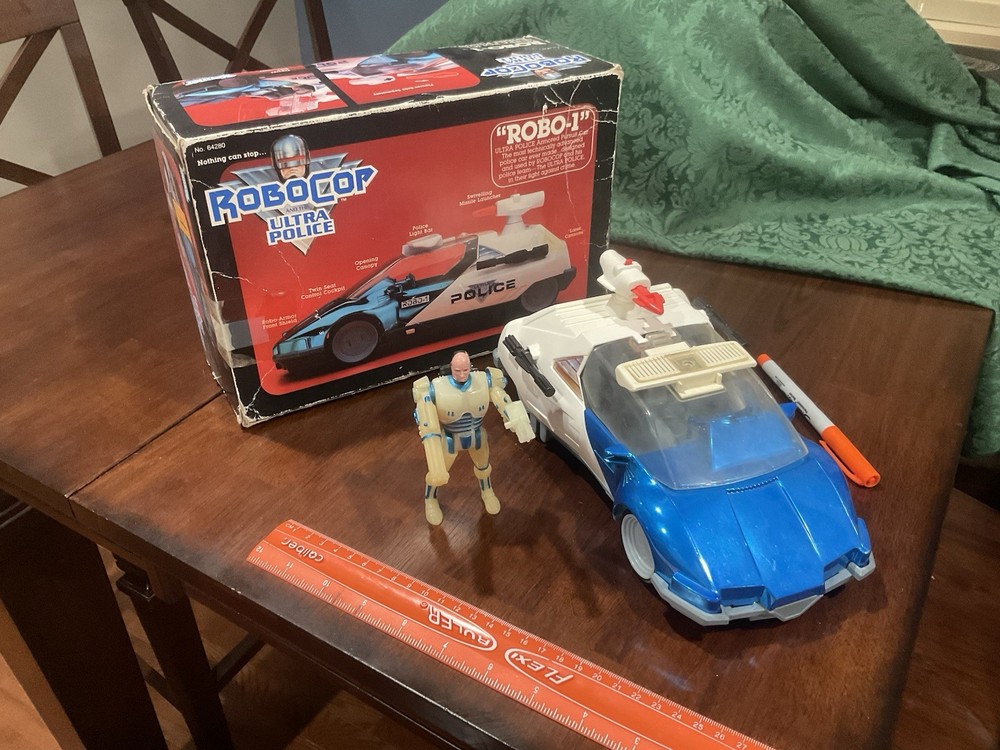 Vintage 1988 Kenner Orion 10″ Robocop Ultra Police Robo-1 Armored Pursuit Car