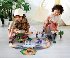 Dinosaur Railway Adventure Playset – Wooden Train Track Set for Kids, Fun Gift