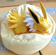 TOPTOY Eevee Sleeping Position Series Blind Box Figure Toy Set of 9 Gift New