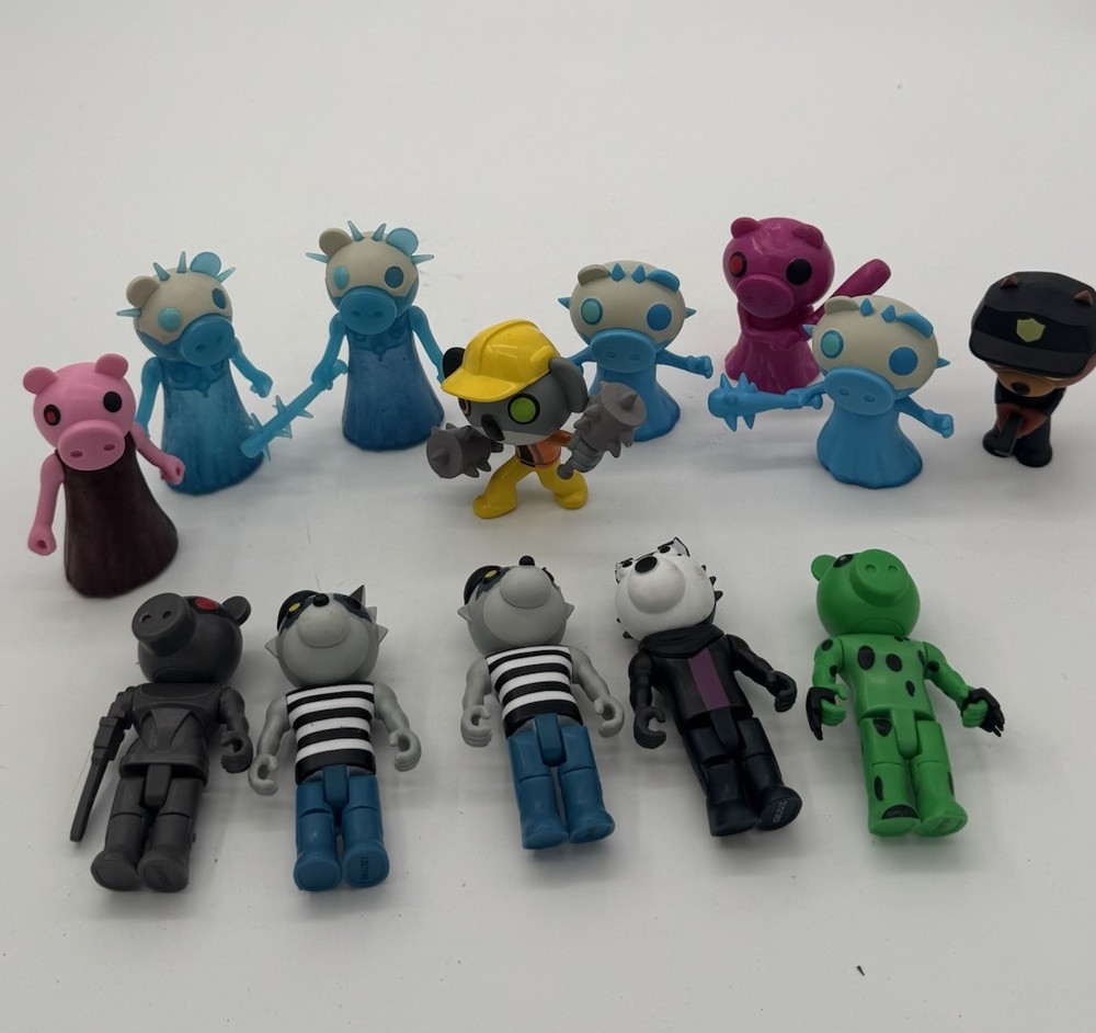 PhatMojo Roblox Piggy Action Figure Lot 13 MiniToon Characters