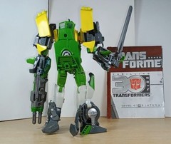 Transformers Springer Figure – Generations Thrilling 30