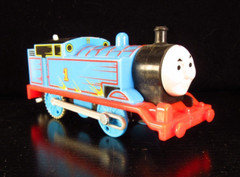 Lot of 7 Train Cars, 5 Thomas the Tank Engine Plastic, Die Cast Metal