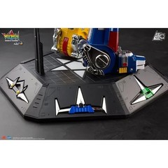 Toynami Voltron: Defender of the Universe 40th Anniversary Collector’s Set NEW