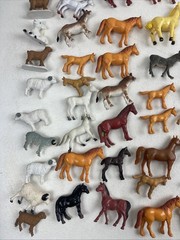 Lot of 105 Various Land Animals Farm Toy Figures Cow Horse Dog Pig Sheep Cat ETC