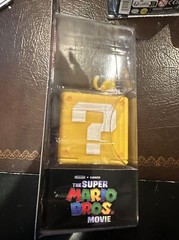 Jakks Pacific Cat Super Mario Bros Movie 1.25 in Mini Figure w/ Question Block