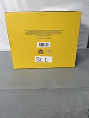 BRUCE LEE “Water” Gallery Diorama PVC statue Diamond Select CIB