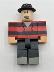 R0BL0X Toys Action Figures Lot 8 Figures And Accessories Scooter Pack NO CODES