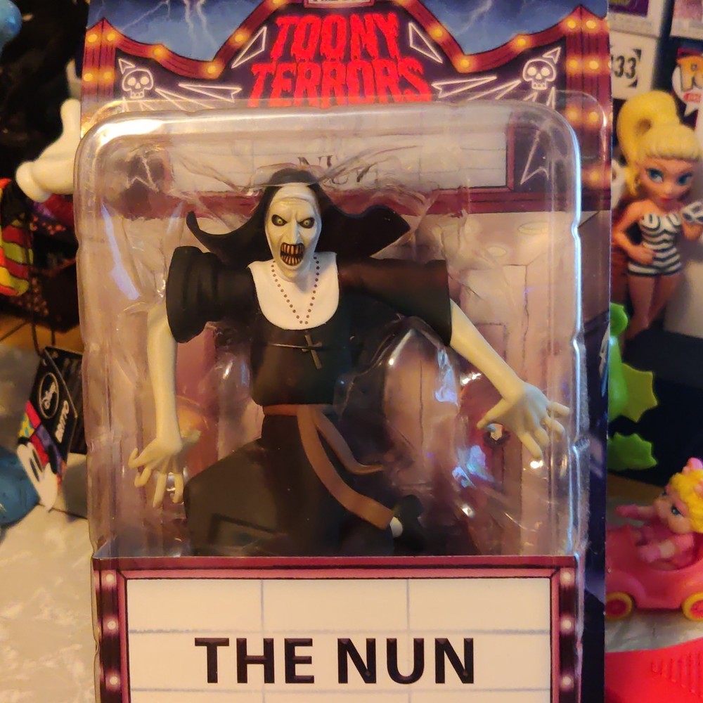 NECA Toony Terrors The Nun Action Figure Plastic Black/White