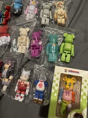 Lot Of 18 Bearbrick 100% Medicom Toy Anime Flags Letters Jelly Animals Be@rbrick