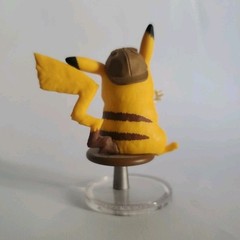 Pokemon Officially Licensed Nintendo COLLECTIBLE 2″ DETECTIVE PIKACHU FIGURE