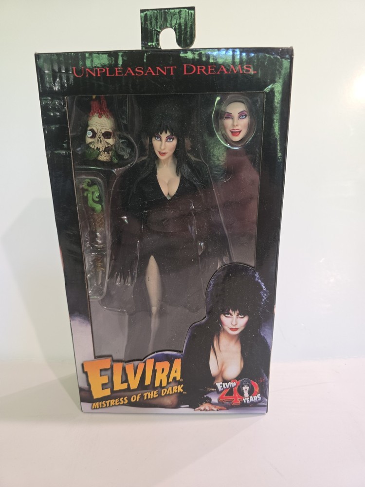 NECA Elvira Mistress of the Dark 8″ Action Figure Unpleasant Dreams 40 Years NEW