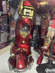 Hot Toys MMS285 1/6 Scale 21in Avengers Age of Ultron Iron Man Hulkbuster Used