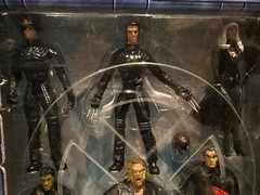 ToyBiz Marvel X-MEN Movie MUTANT REVOLUTION Cyclops Wolverine Storm LEGENDS NEW