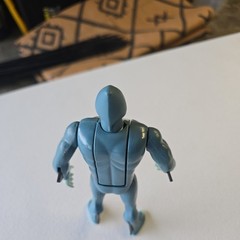 TIGERSHARKS MAKO 1986 Action Figure works great. vintage telepix clean