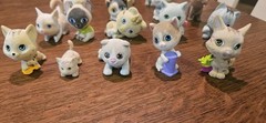 Kitty In My Pocket Flocked 17 Pc Lot. Nice Variety Of These Collectibles