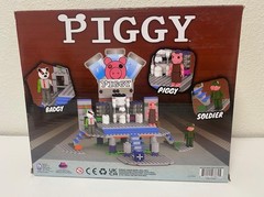 Piggy Buildable Lab Set 316 Pieces Roblox w/ Exclusive DLC Code New Sealed