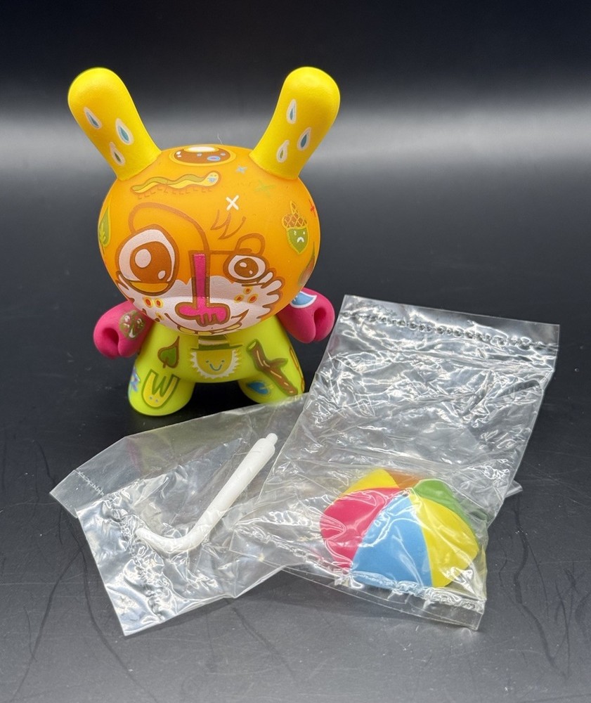 Kidrobot Dunny 3″ Ye Olde English — Rainy Day x Jon Burgerman