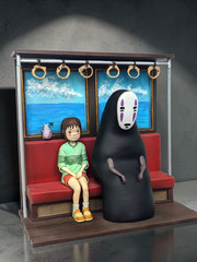 Spirited Away Chihiro No Face Train Diorama Custom Hand Painted Figure 20cm