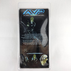 NECA AVP Alien vs Predator Grid Alien 12″ 1:12 Series 7 Toy Action Figure – BNIB