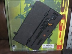 INTOYZ ARMED FORCES PSG-1 RIFLE WITH CASE CARDED WEAPON 1/6TH SCALE GI JOE