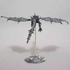 Game of Thrones Skyrim Dragon Figure: Alduin The World-Eater Collectible Statue