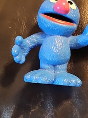 Sesame Workshop Grover Waving Figure Cake Topper 2013 Hasbro Hollow Plastic 3 In