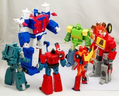 Small Scale MFT Auto Vehicle Deformable Robot Team Figure Boy Kids Toy Car Gift