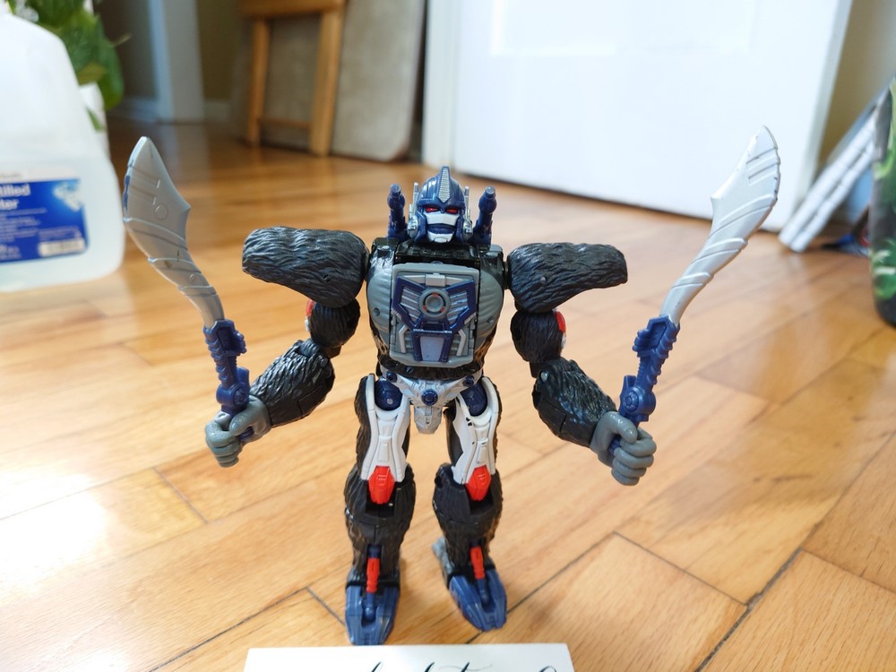Transformers Kingdom Optimus Primal Complete War For Cybertron Voyager WFC