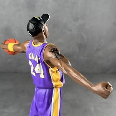 NBA Kobe Bryant Lakers Figure Statue Commemorative Model Boxed 13in Purple