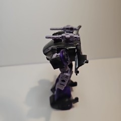 Transformers Generations War for Cybertron Deluxe WFC-S41 Barricade